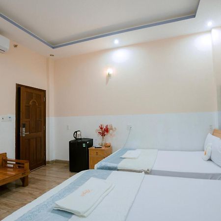 Calido Hotel Vung Tau Esterno foto